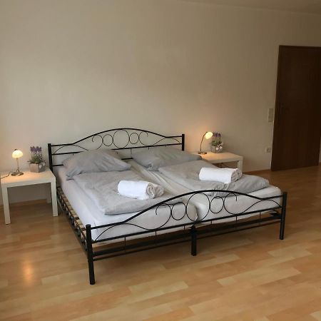 Gaestehaus Steinmann Apartment 2 Zimmer Мильтенберг Экстерьер фото